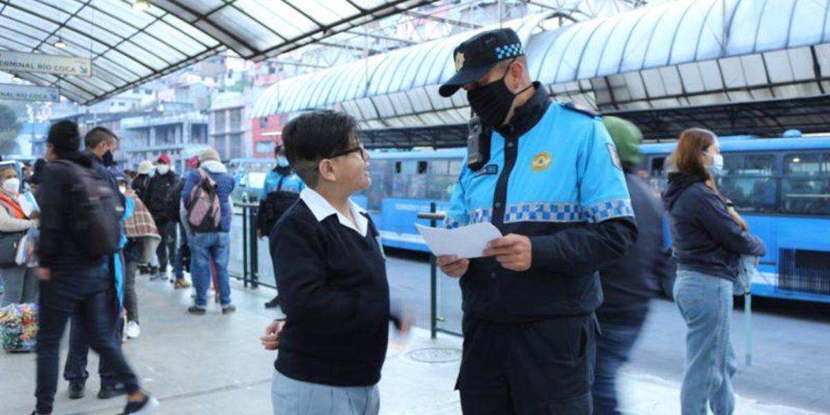 Regreso a clases Ecuador: un operativo especial de seguridad se desplegará en los alrededores de los colegios en Quito