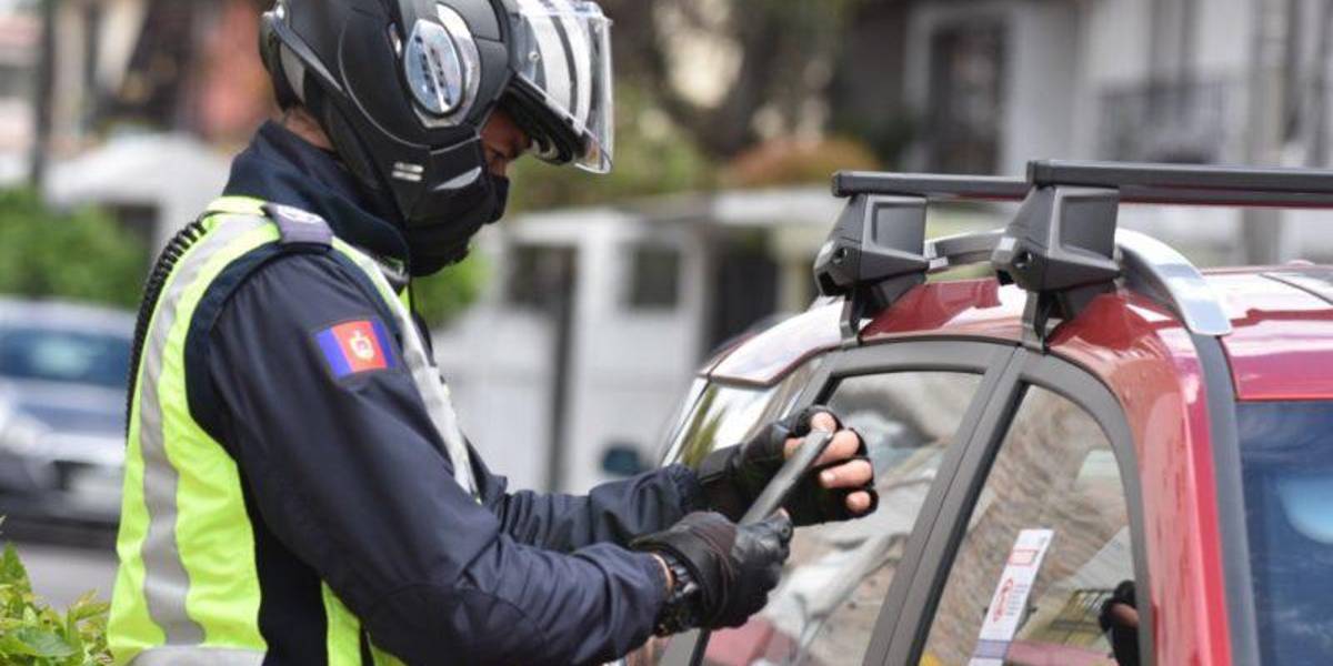 Conozca las zonas de Quito con mayor índice de vehículos mal estacionados