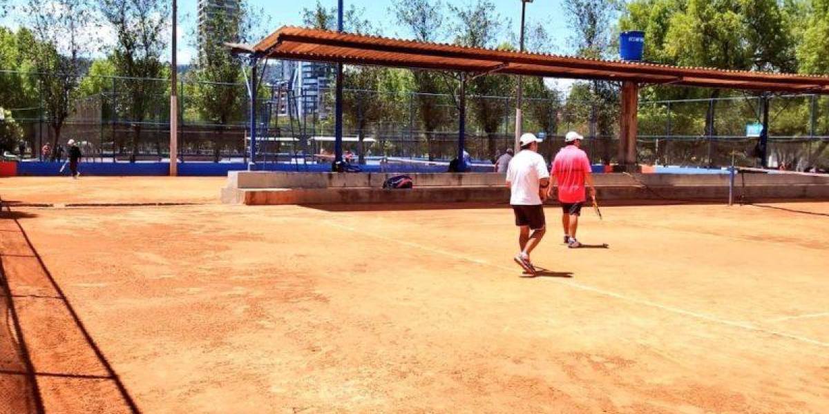 Quito: ¿cómo reservar las canchas de fútbol y tenis en el parque La Carolina?