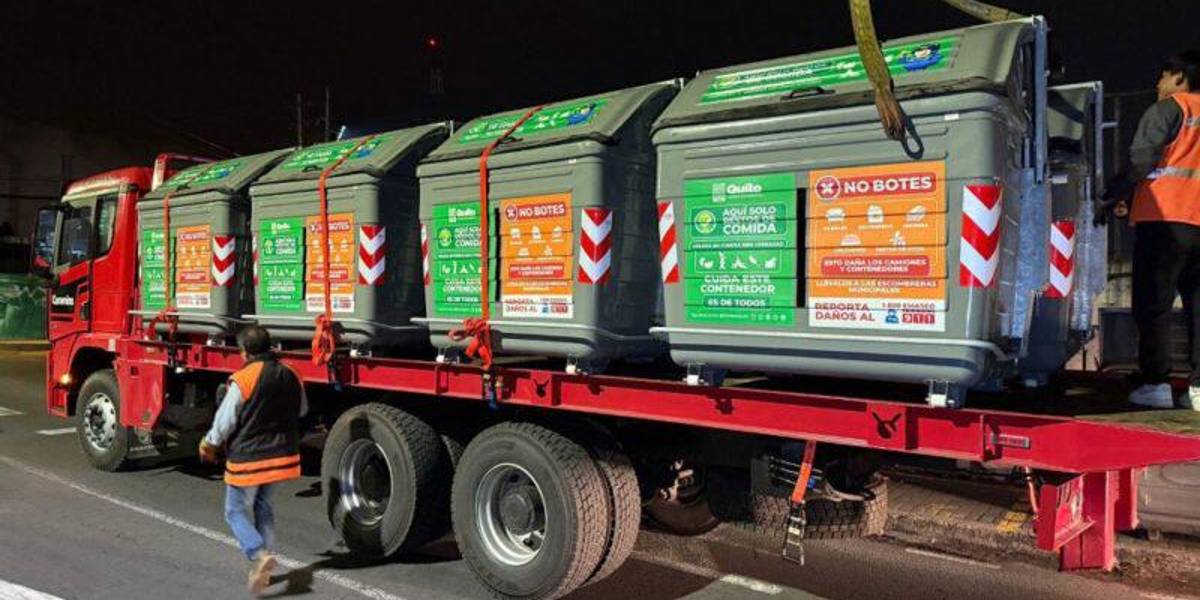 Mil nuevos contenedores de basura se ubicarán en las 35 vías principales de Quito