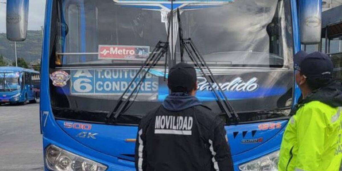 Pico y placa en Quito: las restricciones de movilidad para este viernes 26 de abril
