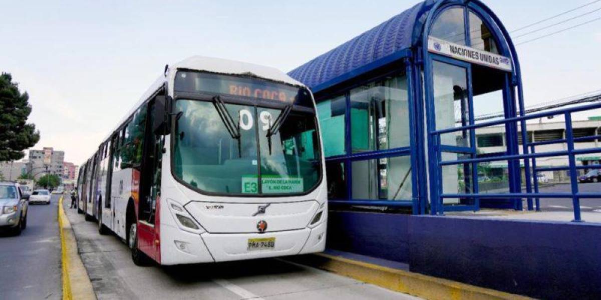 Fin de año en Quito: ¿cómo funcionarán las operaciones del Trolebús y la Ecovía?