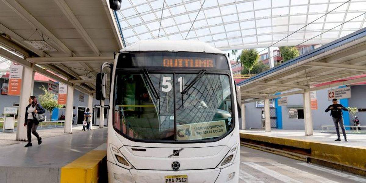 La Ecovía y Trolebús con horario especial durante el feriado por Difuntos e Independencia de Cuenca