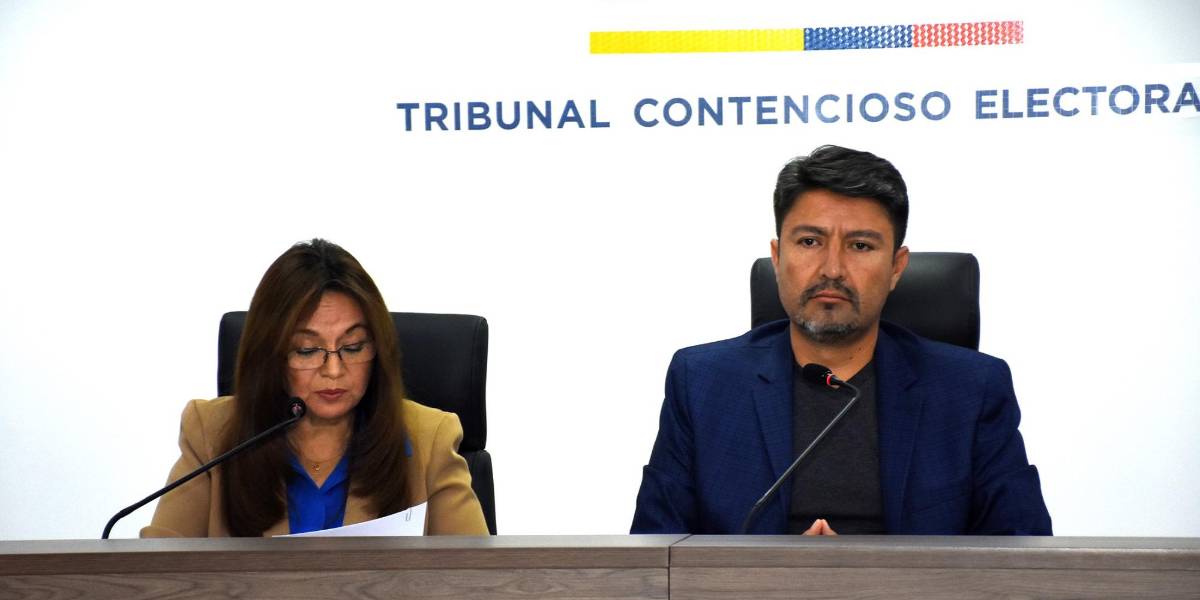 El TCE definirá el 31 de enero si destituye a los consejeros de la Liga Azul