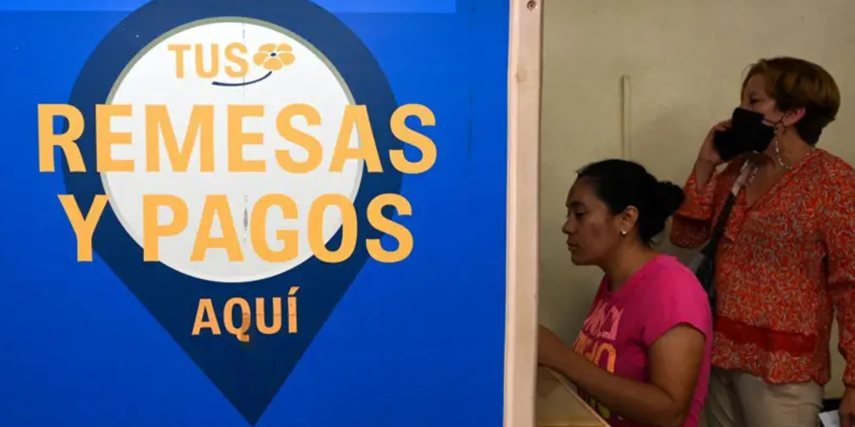 Qué impacto tiene en América Latina el nuevo impuesto a las remesas aprobado en EE.UU.