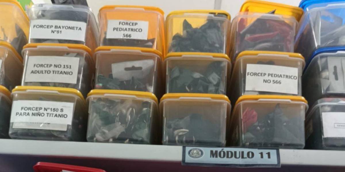 Bisturíes, cánulas y otros insumos de uso clínico sin registro sanitario fueron incautados en Cuenca