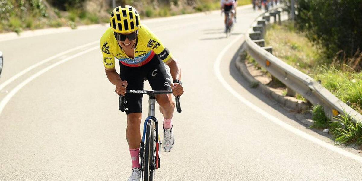 Richard Carapaz llegó en el puesto 64 en la Etapa 4 de la Basque Country Itzulia