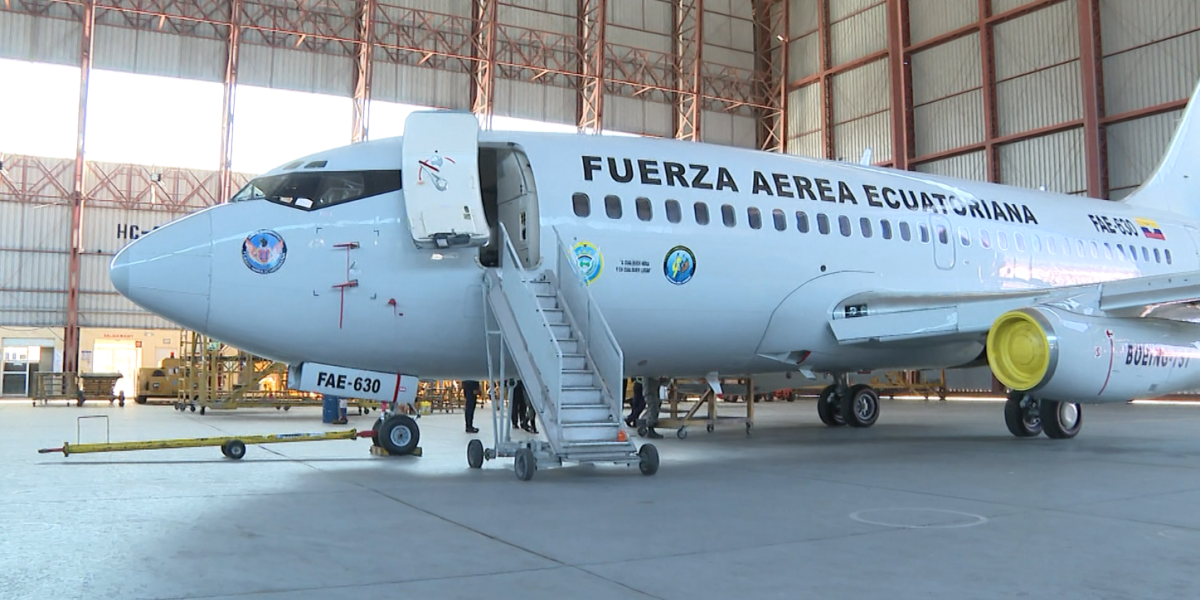 12 aviones de la FAE son restaurados en Cotopaxi para atender posibles emergencias durante el fenómeno de El Niño