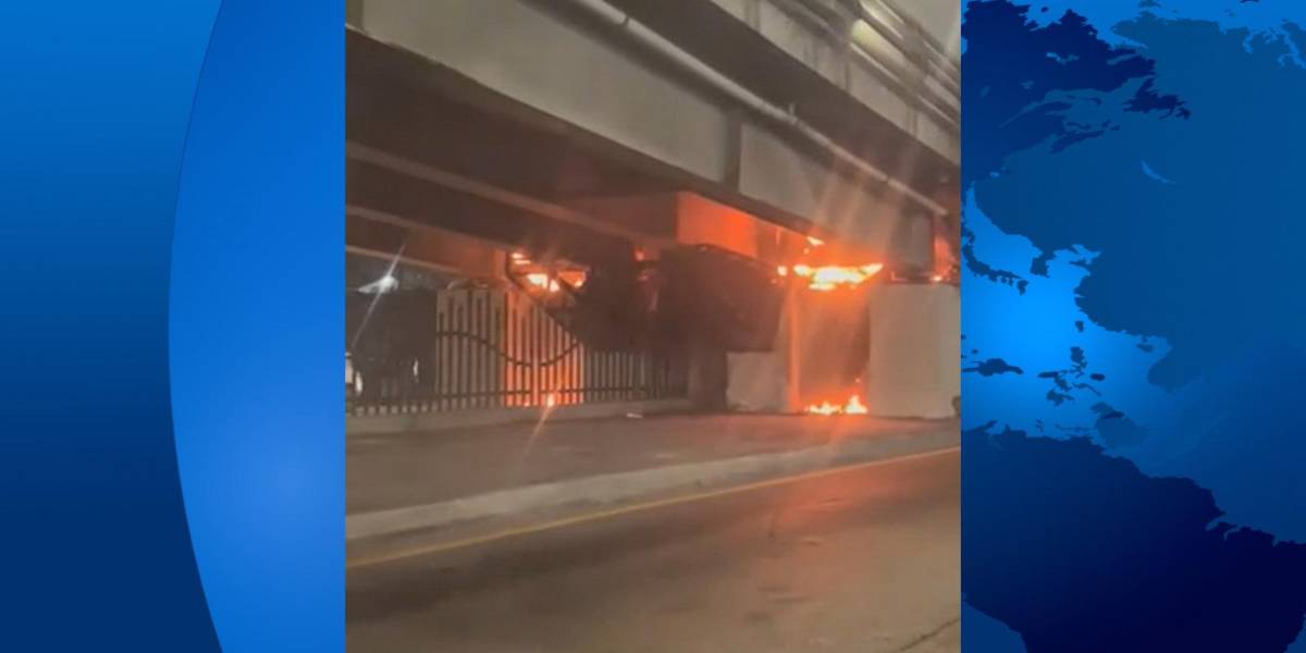Una quema de cables generó alarma frente al Hospital de la Policía, en el norte de Guayaquil