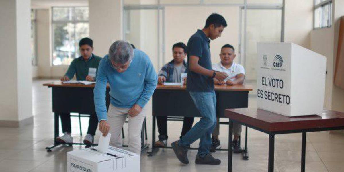 ¿Todo bien con la consulta, Sr. Presidente?