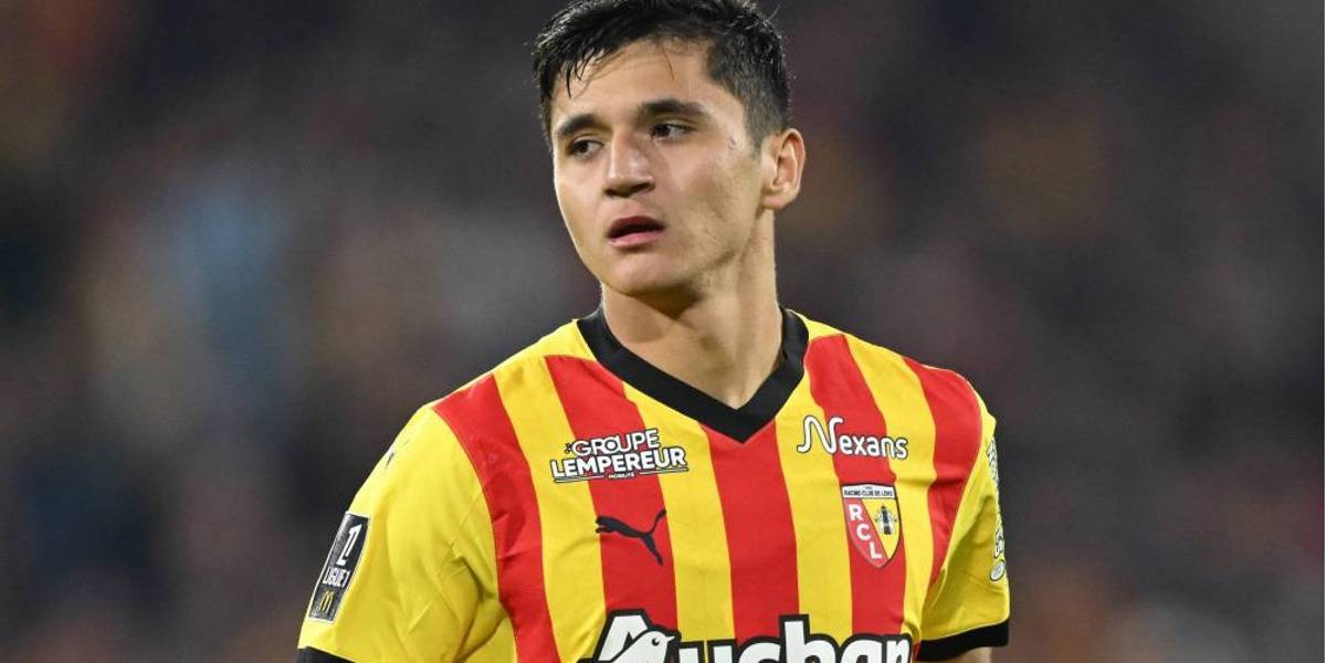 Manchester City ficha al central Khusanov por USD 45 millones