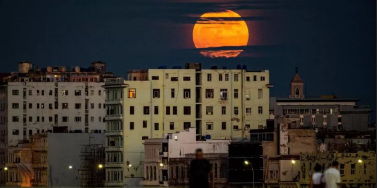 Superluna azul: las espectaculares imágenes del raro fenómeno que no se repetirá hasta 2037