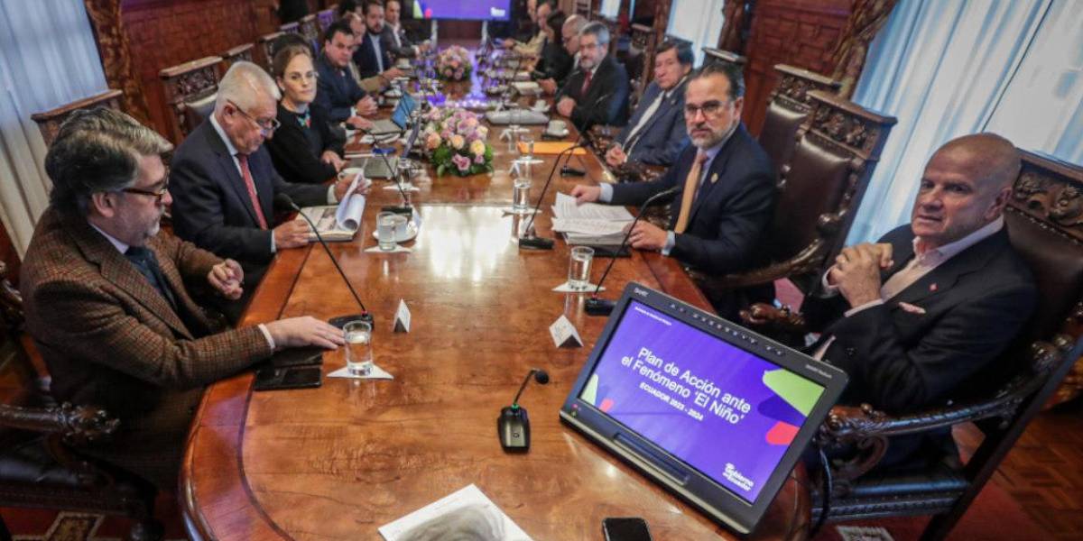 Daniel Noboa: el gabinete ministerial de Lasso alista la información para entregarla al presidente electo