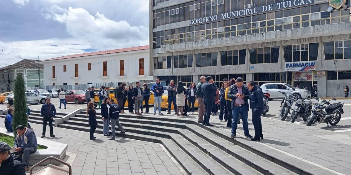 Sismos dejaron afectaciones en infraestructuras de Carchi y Sucumbíos