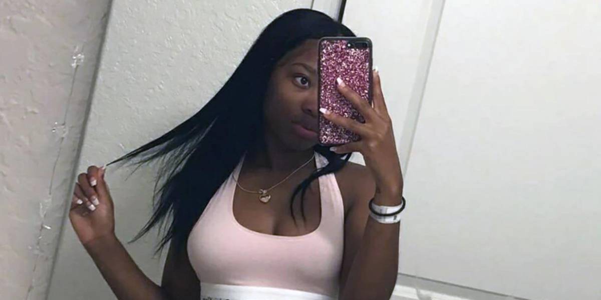 Un niño tomó una pistola y mató a su madre mientras estaba en una llamada por Zoom