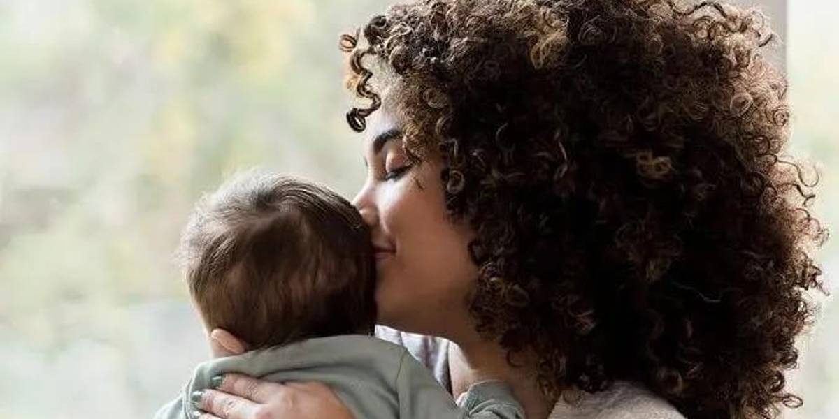 Cada edad tiene su fragancia: ¿por qué nos cambia el olor corporal a lo largo de la vida?