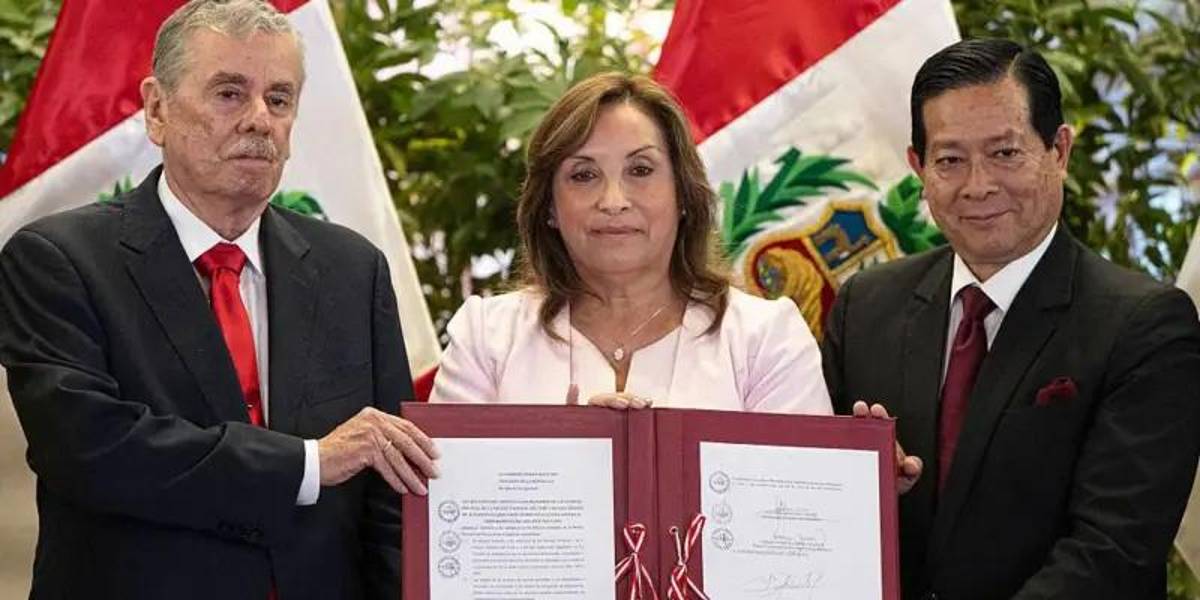 La polémica ley de amnistía aprobada en Perú que perdonará a centenares de policías y militares acusados de violaciones a los derechos humanos