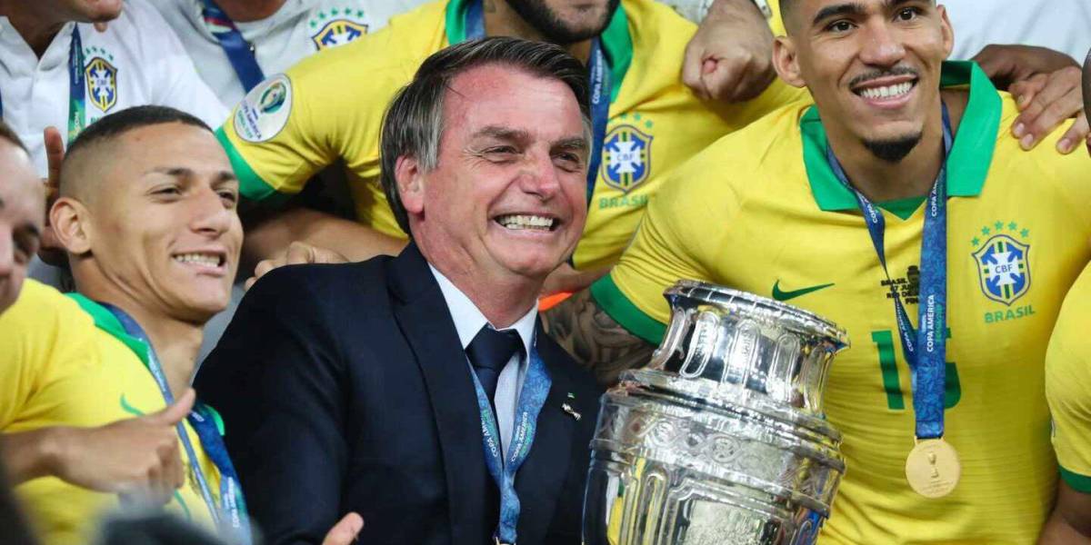 Bolsonaro: Fui consultado para organizar la Copa América y por mi parte es positivo