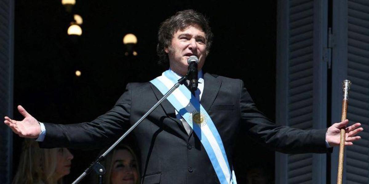 En qué consiste la “ley ómnibus” que envió Milei al Congreso de Argentina (y por qué esta tercera pata de sus reformas es la más profunda)