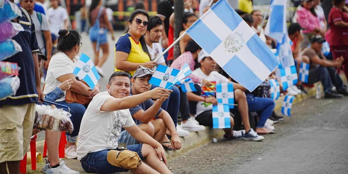 Manta celebra 101 años de cantonización con la visita de 100 mil turistas