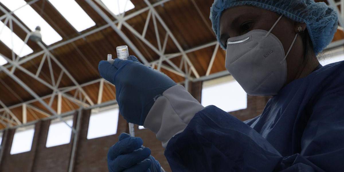 Proceso de vacunación se suspende por dos días