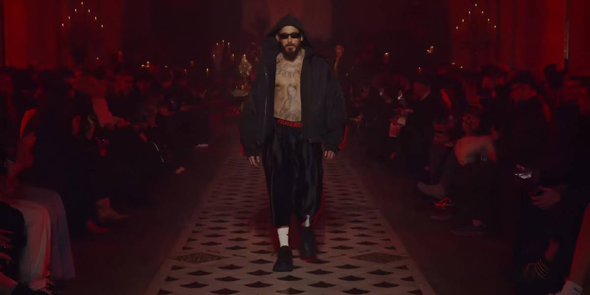 Chito Vera brilla en el Paris Fashion Week junto al diseñador Willy Chavarria