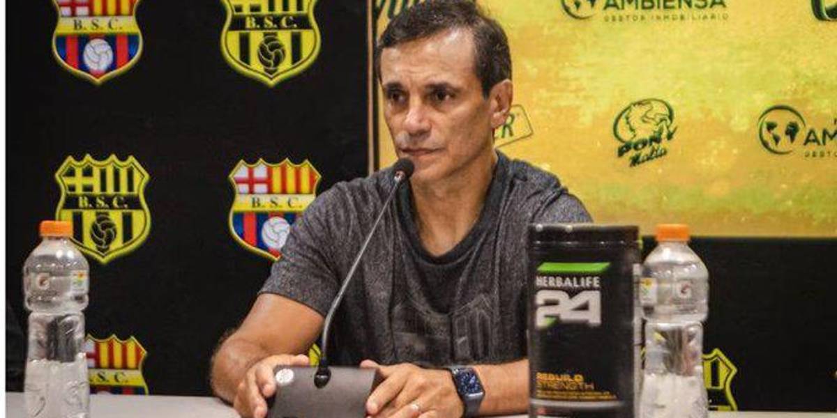 Barcelona: Fabián Bustos tras la goleada a Aucas dejó un mensaje a sus detractores