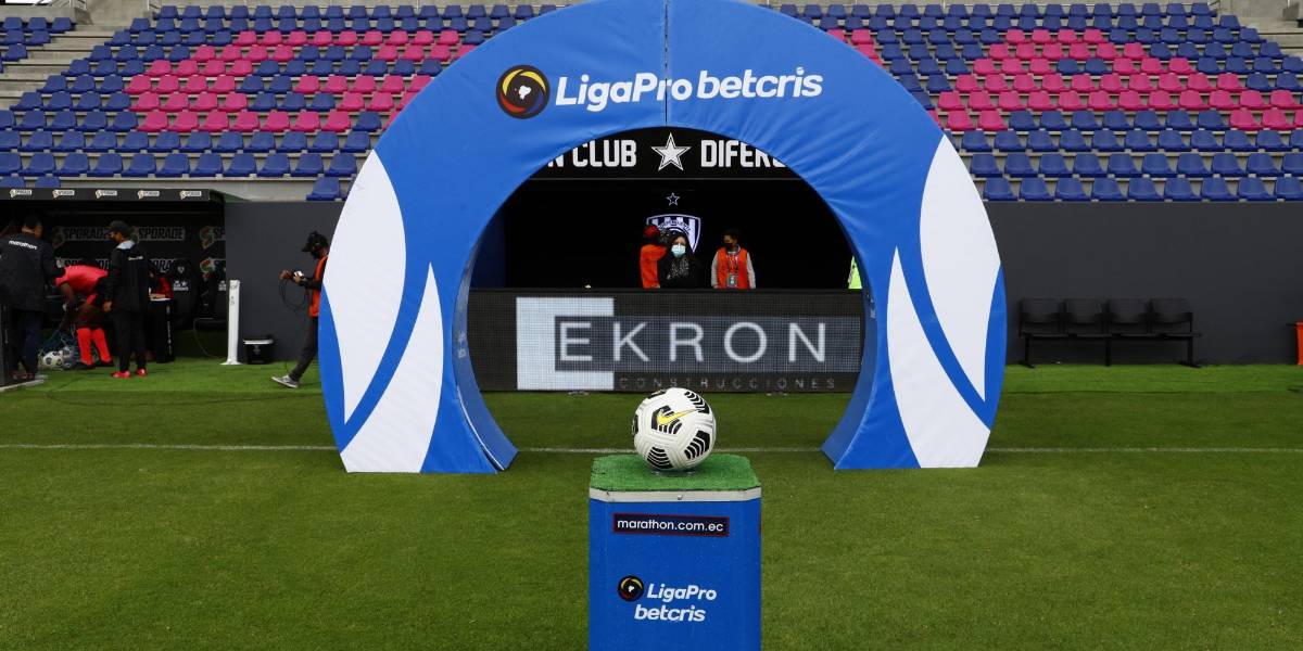 COE Nacional aprueba el 30% de aforo en torneo Liga Pro como plan piloto