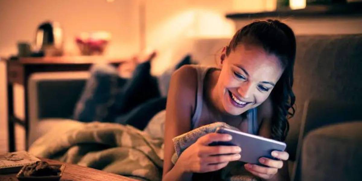 ¿Qué le sucede a nuestro cerebro cuando vemos videos a velocidades más rápidas de lo normal?