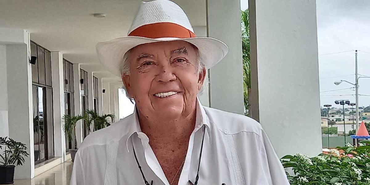 Danilo Carrera es trasladado a una clínica privada por una complicación cardiaca