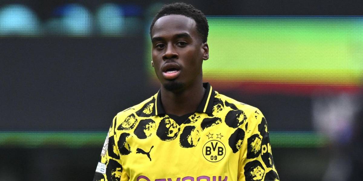 El Borussia Dortmund anuncia el acuerdo para el traspaso de Jamie Gittens al Chelsea