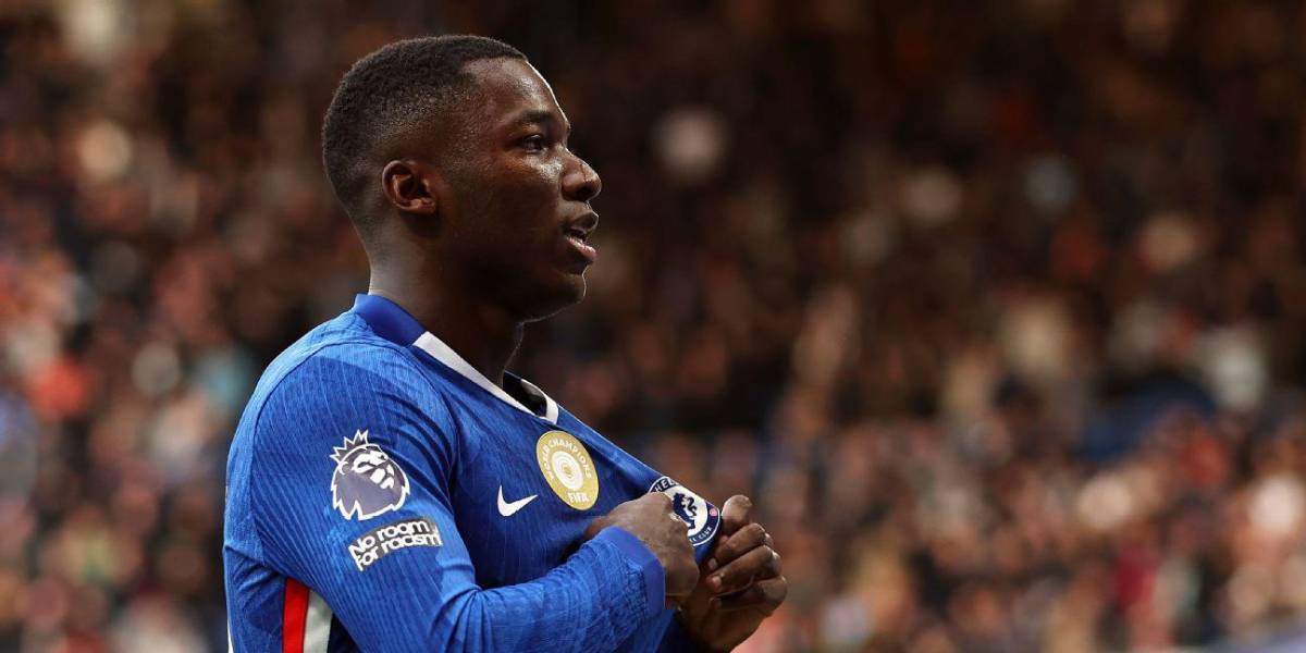 Moisés Caicedo es elegido el mejor jugador de la jornada 10 de la Premier League