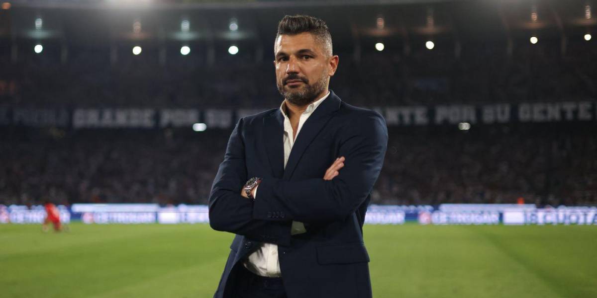 El entrenador Javier Gandolfi fue despedido del Atlético Nacional