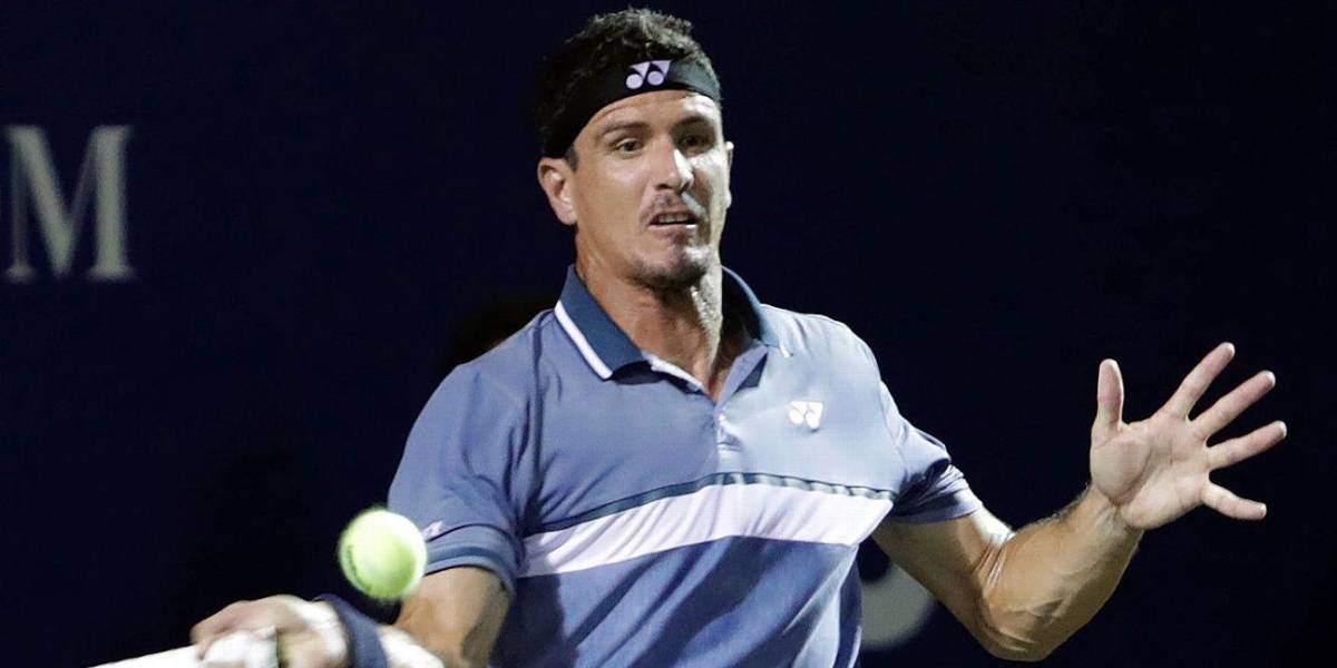 Emilio Gómez clasificó a los cuartos de final del ATP de Dallas