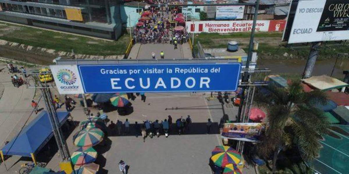 Perú afirma que solo ha sido informado de forma verbal del cierre de frontera con Ecuador