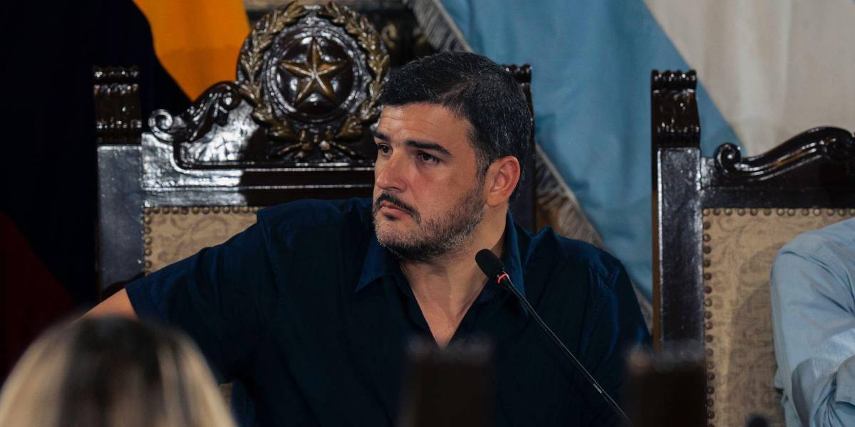 Aquiles Álvarez calificó a Andrés Guschmer como el peor Ministro de Deportes de la historia en la Asamblea de Socios de Barcelona SC