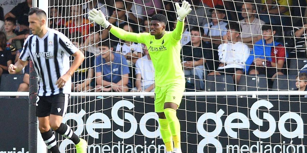 Jhafets Reyes, de madre ecuatoriana, renovó con el Cartagena hasta el 2028