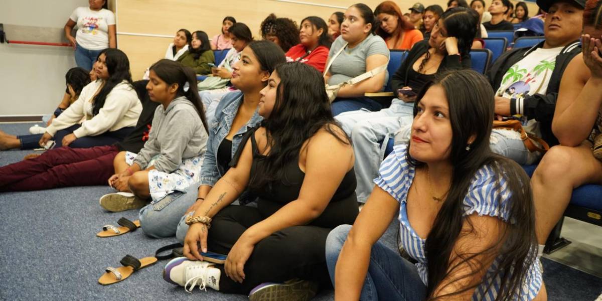 8 000 jóvenes trabajarán en el Ministerio de Salud como parte del programa Jóvenes en Acción