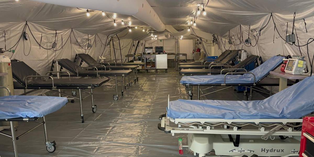 EE.UU. dona dos hospitales de campaña para la población afectada por el aluvión en Alausí