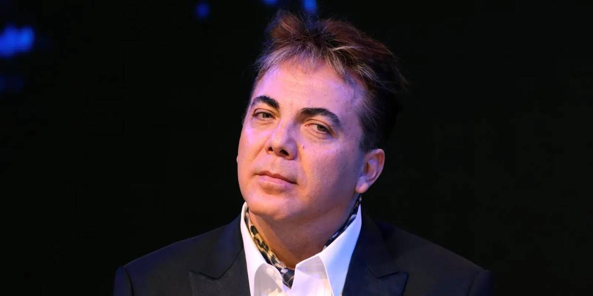 Cristian Castro volverá a la secundaria a sus 50 años