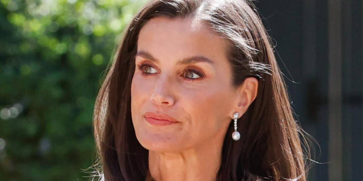 La reina Letizia se fracturó un dedo en un accidente doméstico
