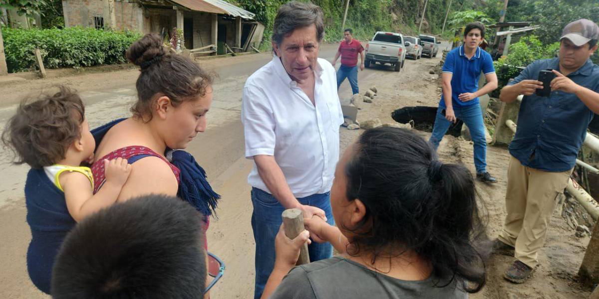 El ministro de Transporte pide a los ecuatorianos que oren para que el fenómeno de El Niño venga suave
