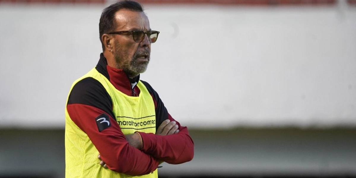 'Cheché' Hernández no va más al mando del Técnico Universitario