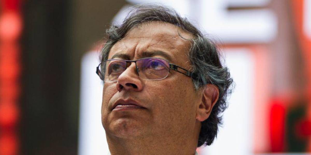 Tres logros y tres desafíos de Petro a un año de su llegada a la presidencia de Colombia (y el efecto del escándalo de su hijo)