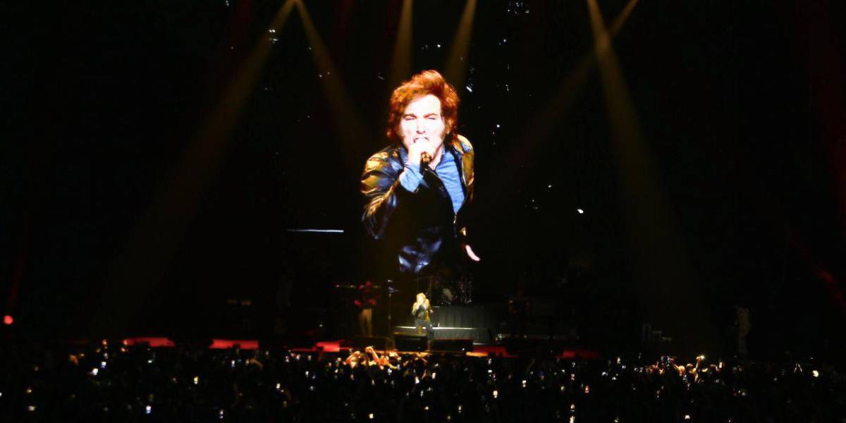 Argentina: Milei dio un concierto de rock y presentó su libro en medio de la tormenta política