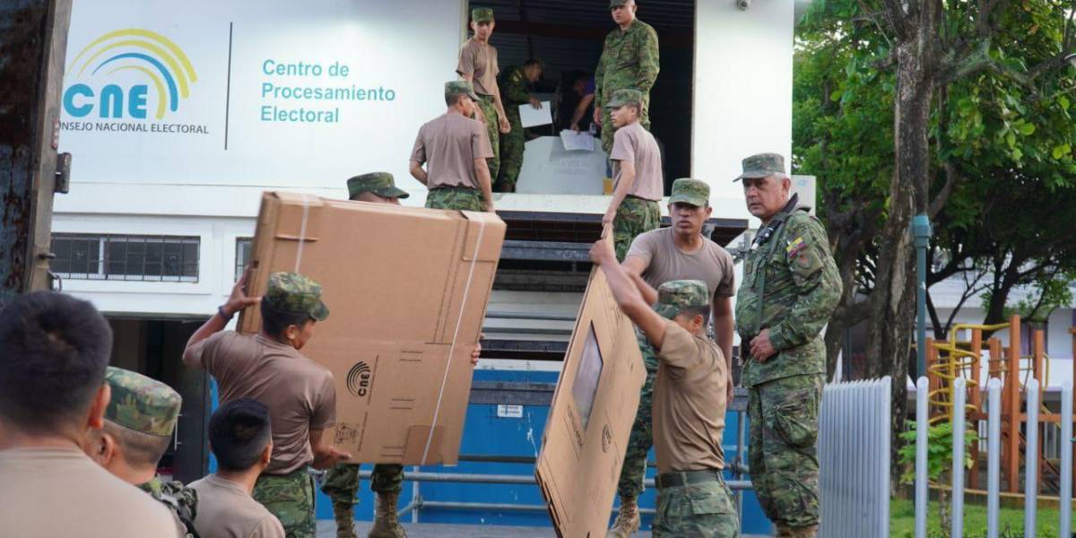 El 100 % de los paquetes electorales fue distribuido en los recintos a escala nacional