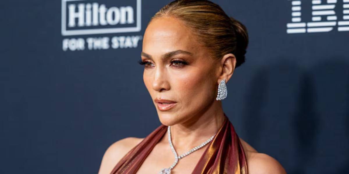 Jennifer López comparte su registro de gratitud en redes sociales, un mensaje inspirador