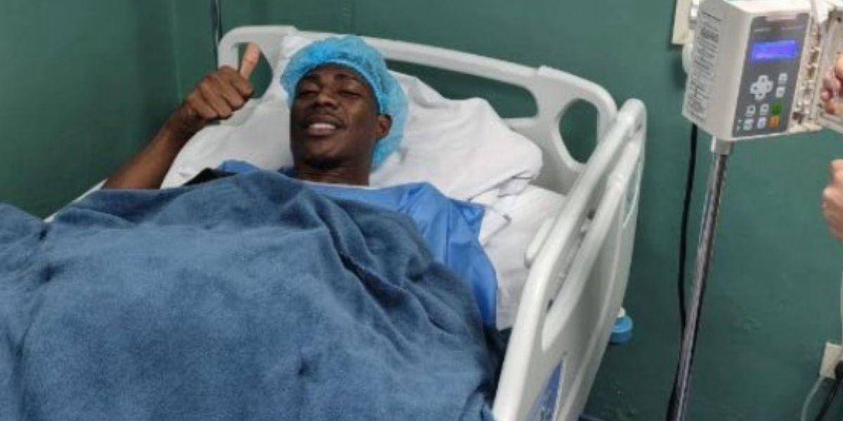 Luis Arroyo será operado por segunda vez tras su impactante fractura con Deportivo Cuenca