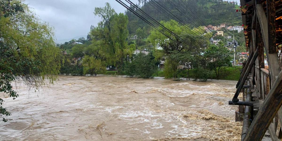 Más de 20.000 afectados en Gualaceo, provincia de Azuay, por intensas lluvias