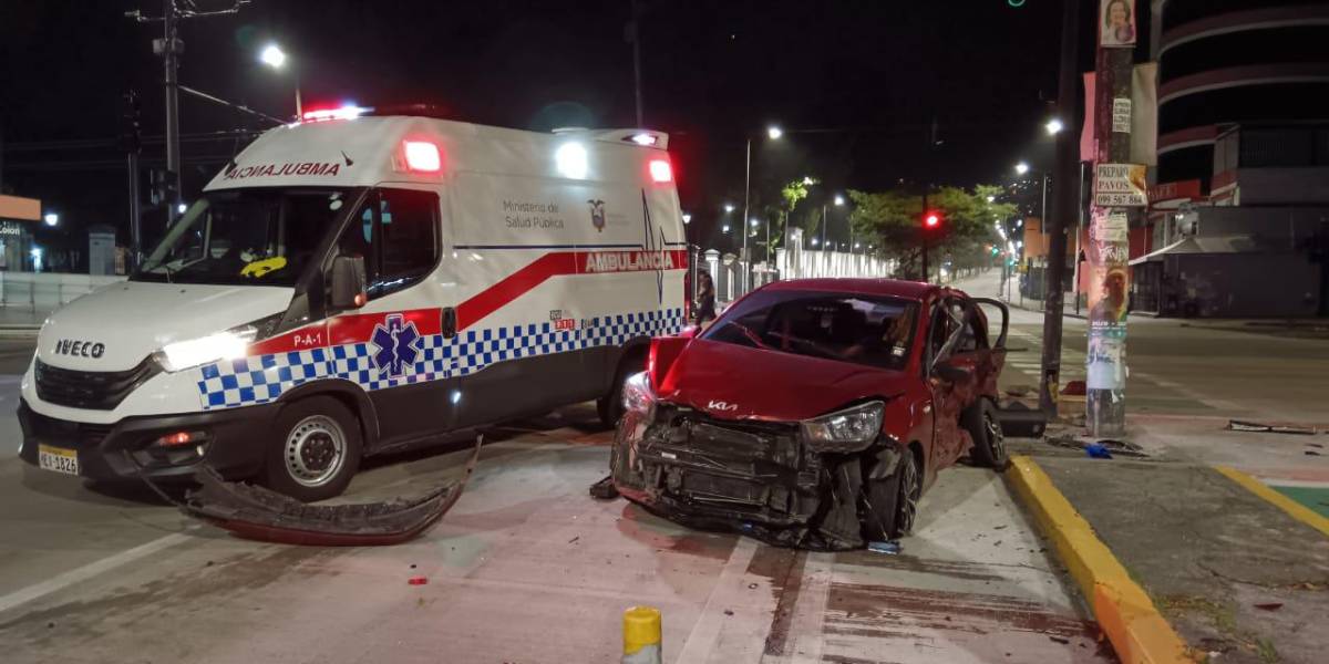 Quito: Una persona falleció en siniestro de tránsito en la avenida Colón